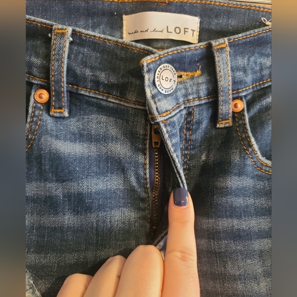 Loft Distressed Skinny Jeans - Picture 5 of 9